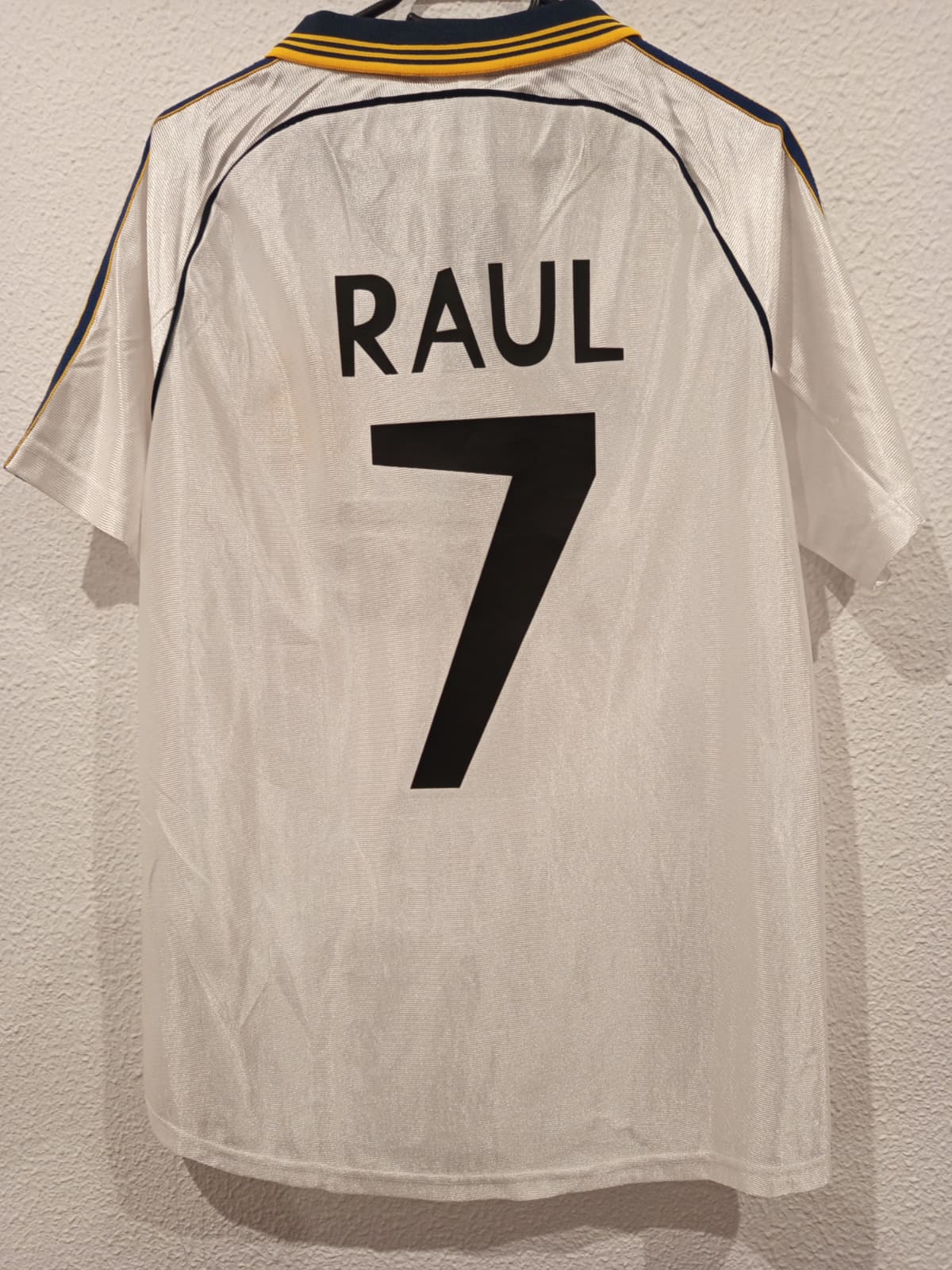 Real Madrid - Primera Equipación 1999/2000 Raúl