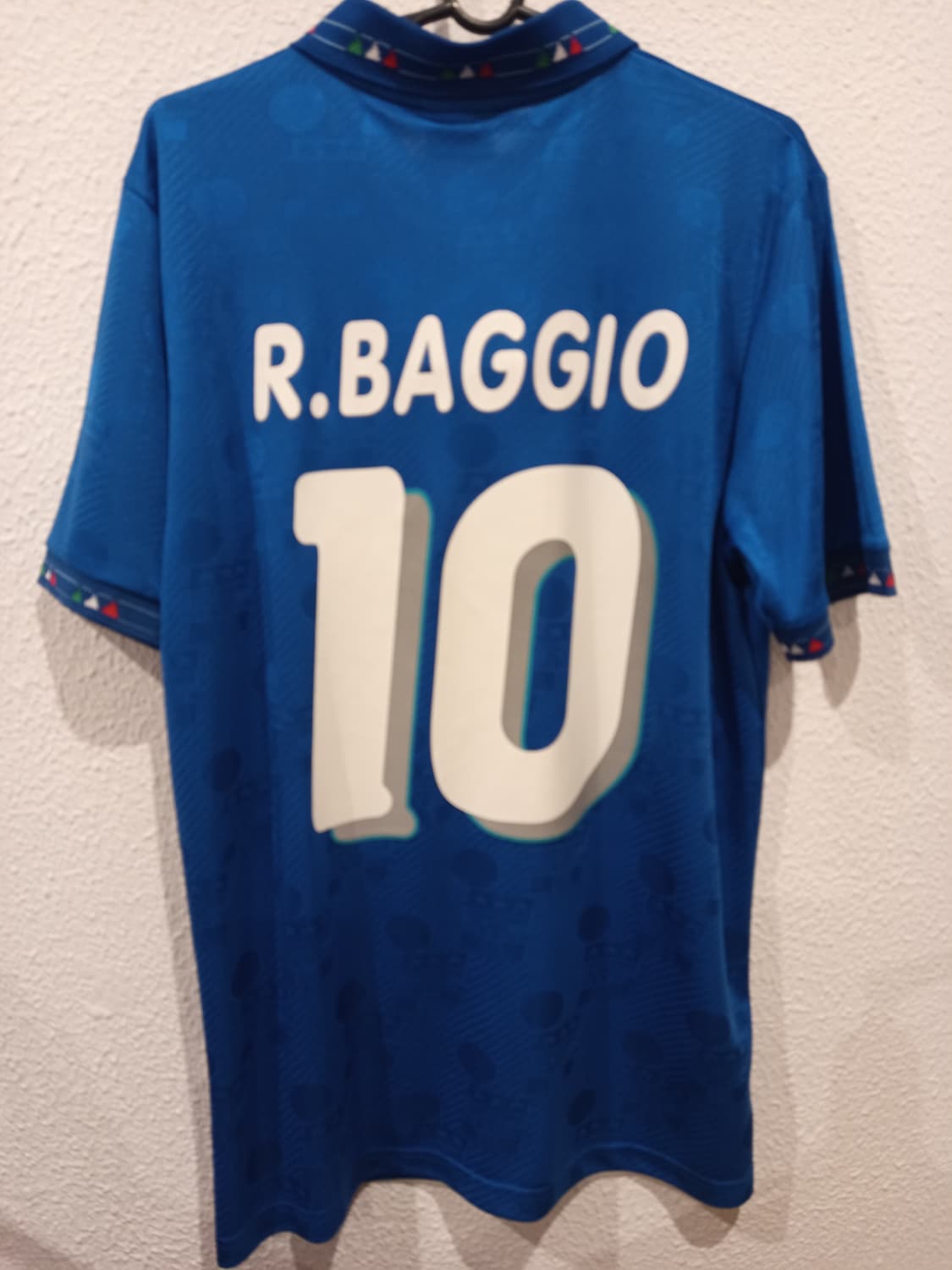 Camiseta Italia Retro 1994 Roberto Baggio #10 Mundial USA 94