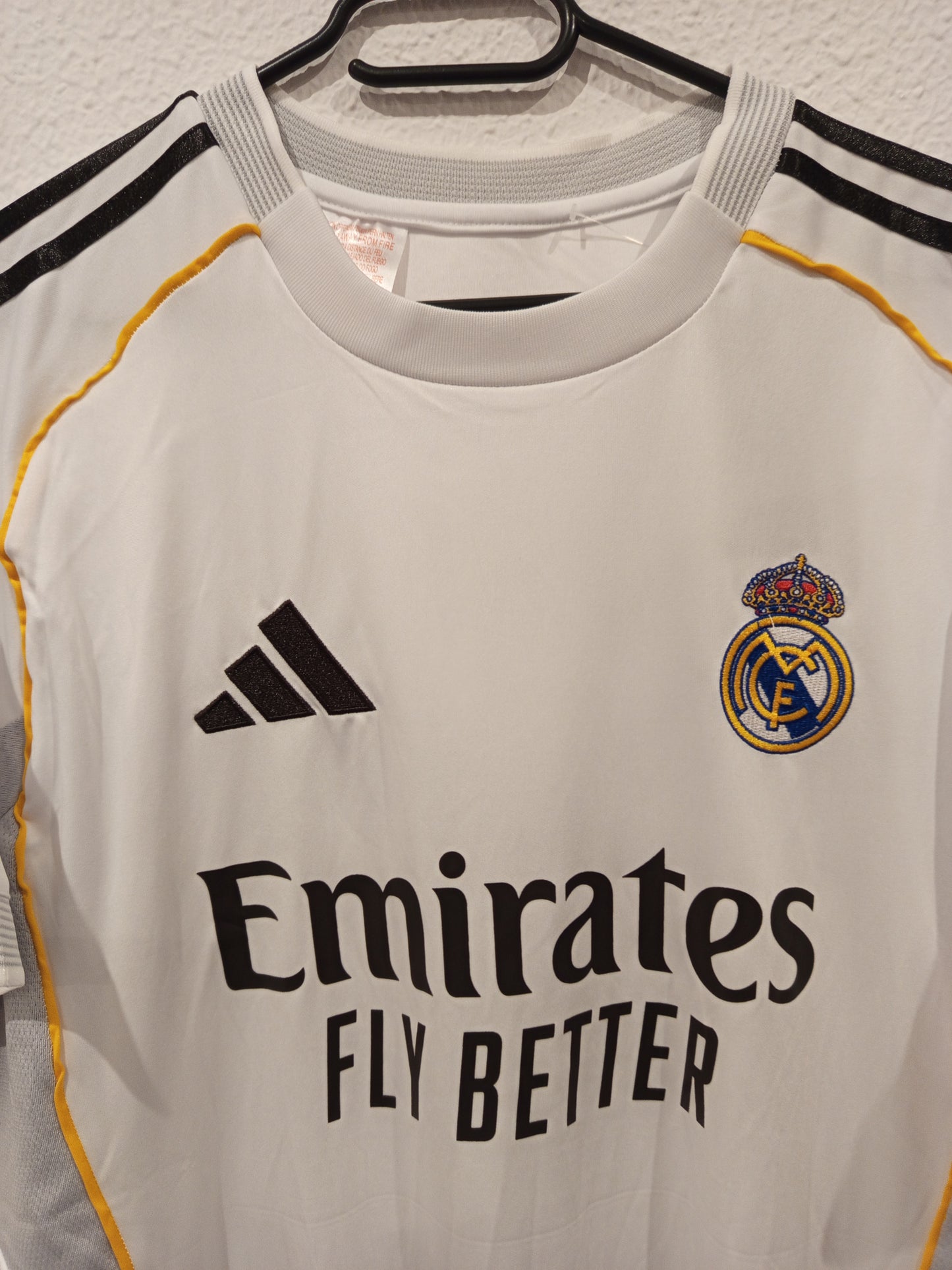 Camiseta real Madrid 2025 edición Modrić
