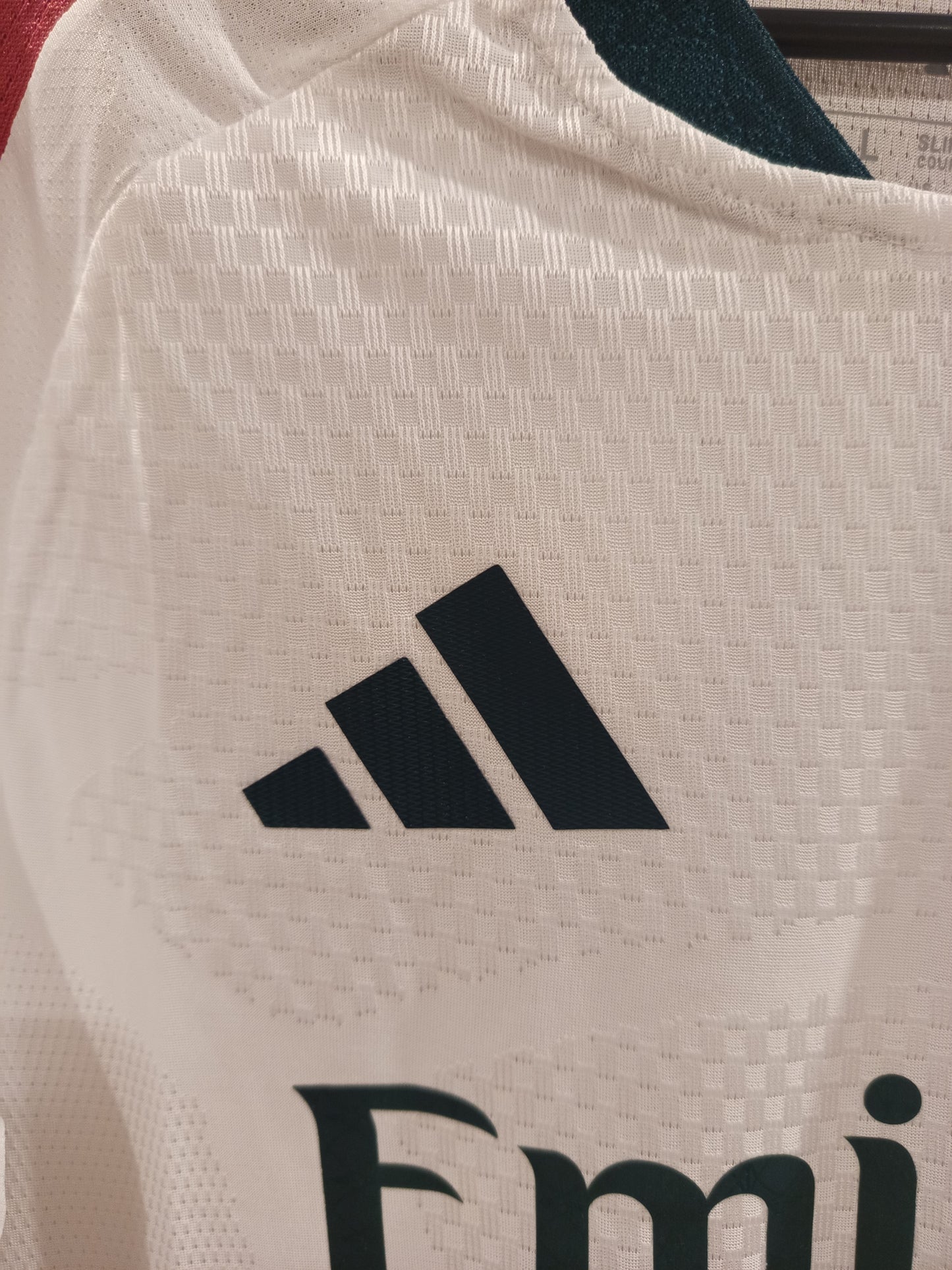 Camiseta Real Madrid versión jugador 2026/27